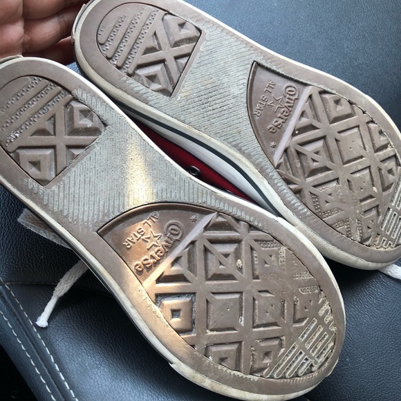 Red Converse - Picture 5 of 8